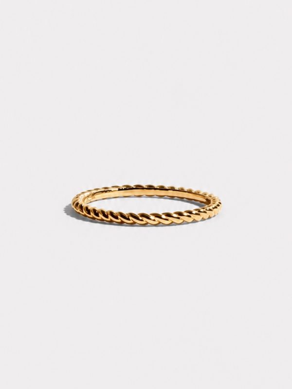 Inelul împletit dinaur de 14K