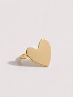 Inel de aur 14K, design inimă, poză produs pe fundal deschis