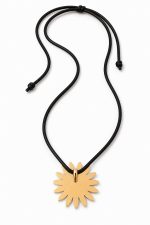 Choker Margareta din aur solid 14K cu șnur din piele naturală neagră - vedere din spate