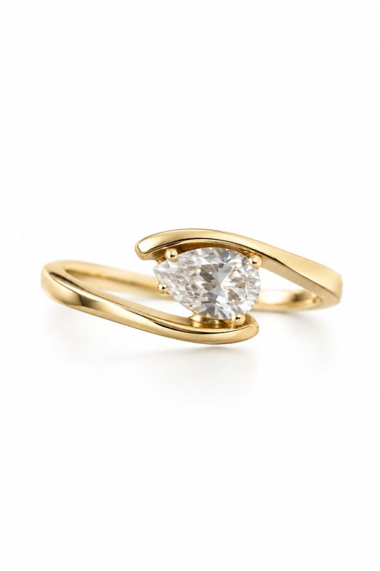 Inel din aur 14K cu piatră tăietură pară și design asimetric